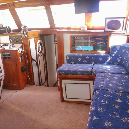 Ide Yacht * 马尔马里斯